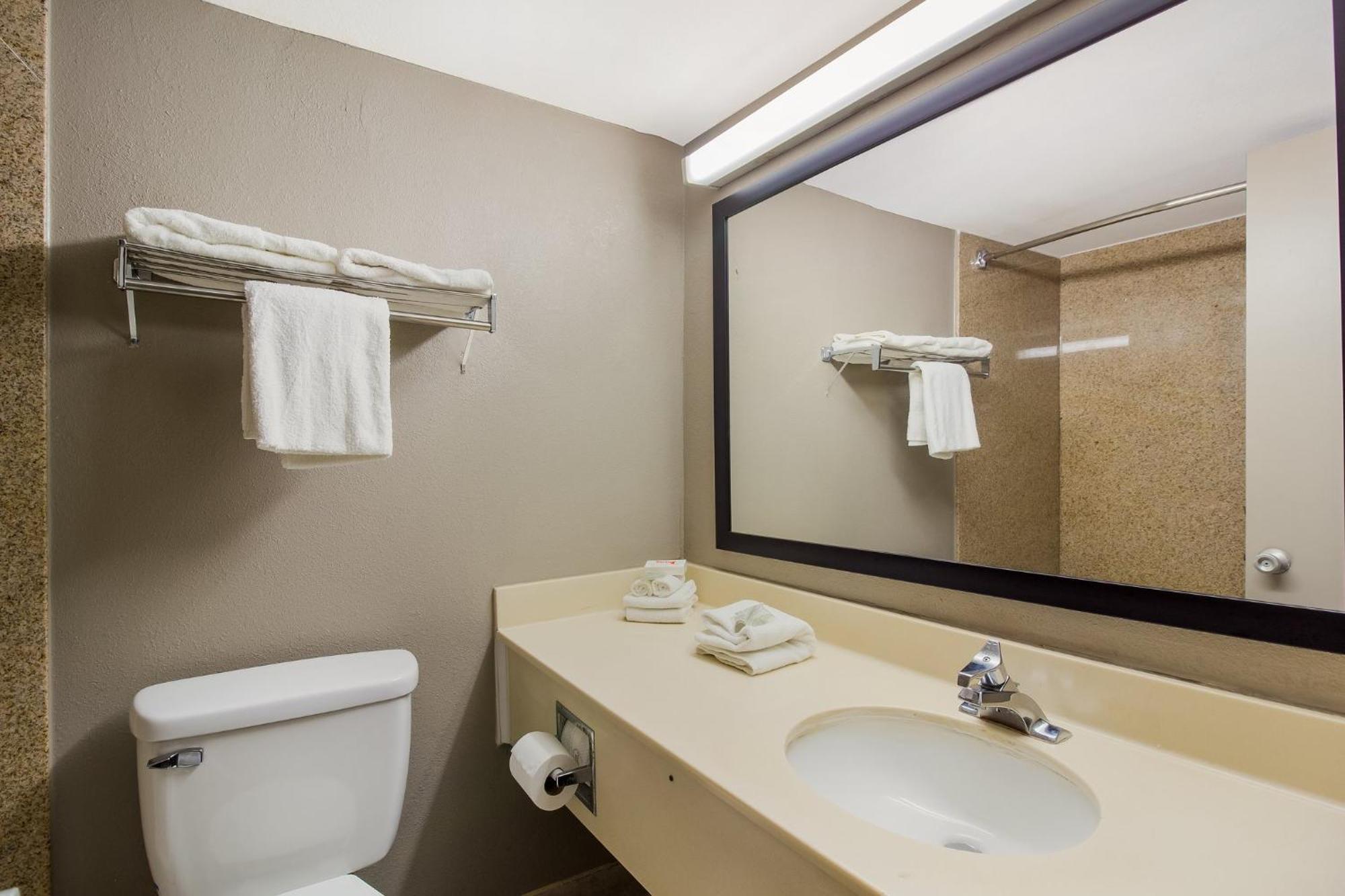 Red Roof Inn Ню Стантън Екстериор снимка